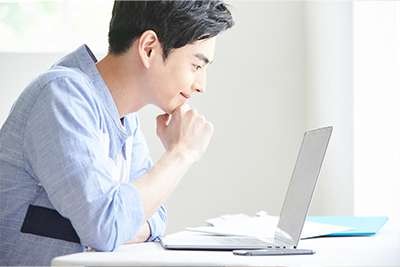 不動産営業採用の応募書類の見方｜履歴書・職務経歴書で判断しすぎないために